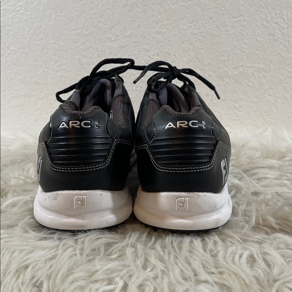 FootJoy Mens Arc SL Spikeless Golf Shoes 59702 Black White Size 10.5 M - Picture 4 of 10